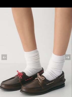 Sperry Boat Shoes! Brown Leather Boat Shoes with Contrast Laces